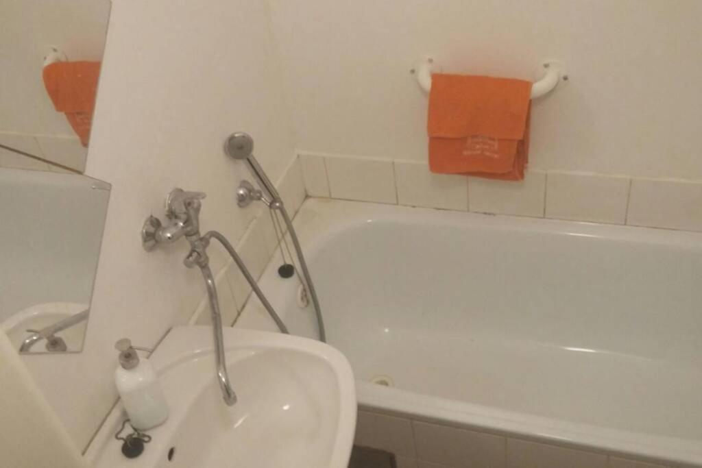 In 3 Apartment