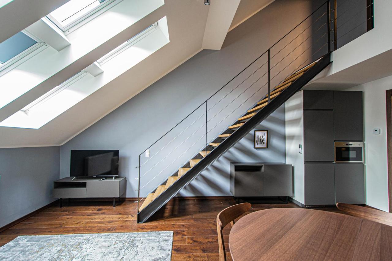 Quite Loft With Balcony And 3 Air Conditioners Daire *