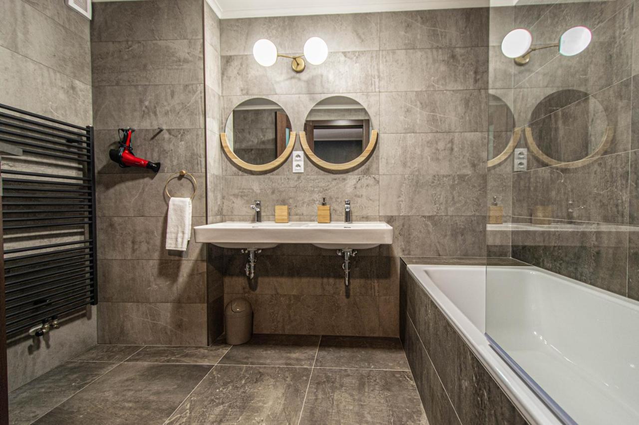 Quite Loft With Balcony And 3 Air Conditioners * Prag