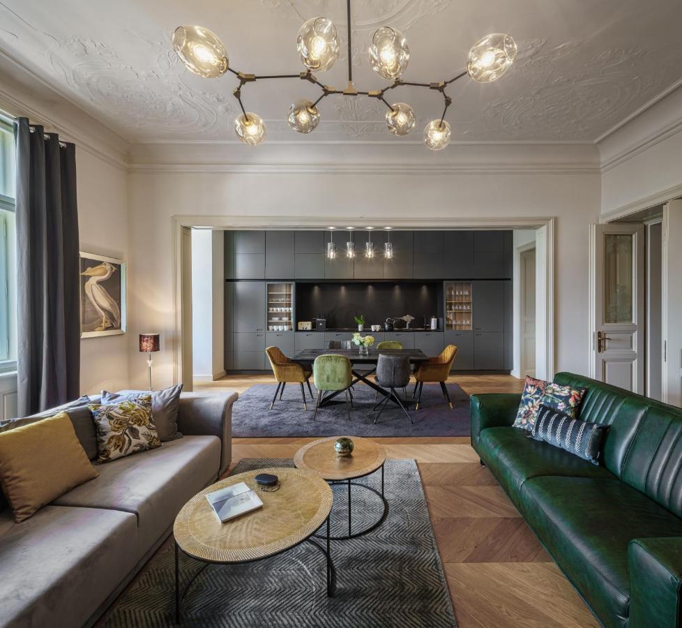 Mn6 Luxury By Adrez * Prague