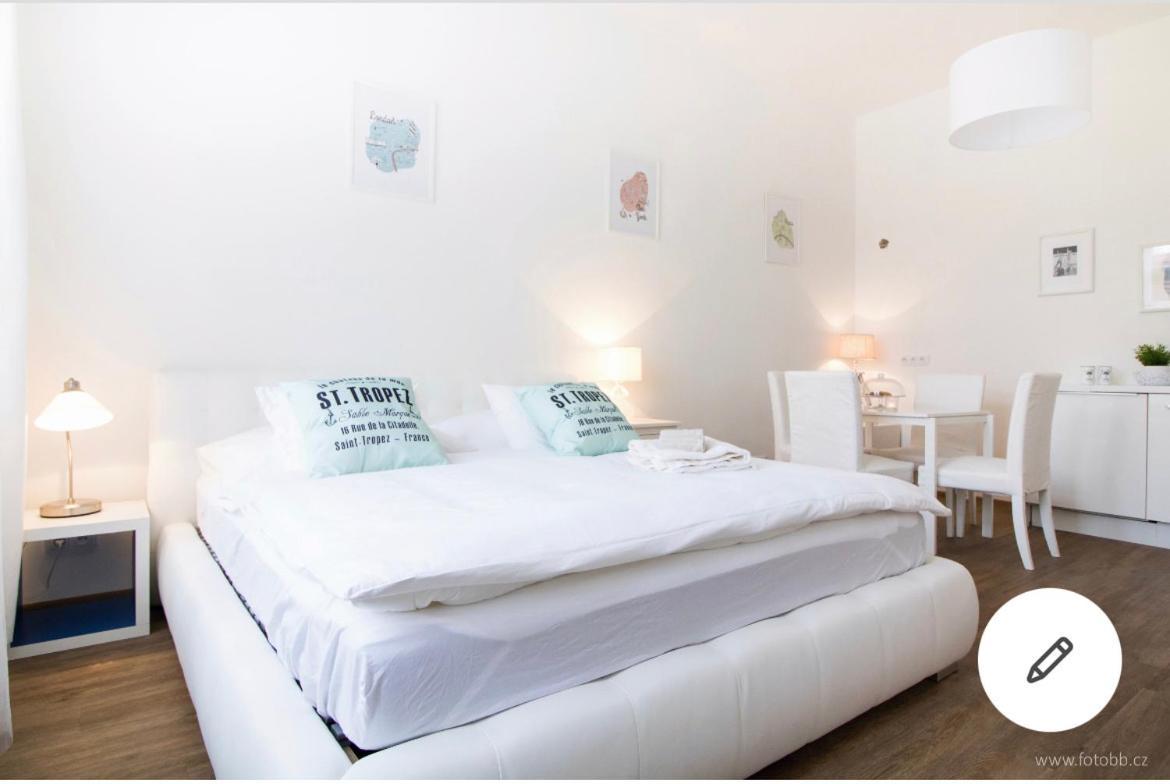 Romantic Petra - Free Parking Friday-sunday Apartment Prague