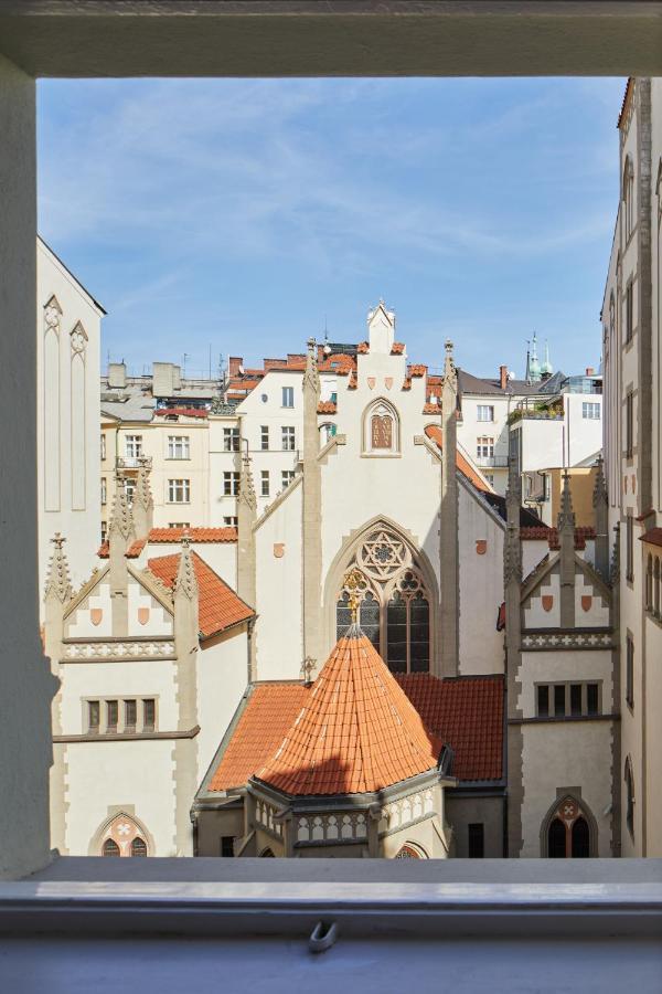 Days - Lavish In The Old Town - Balcony