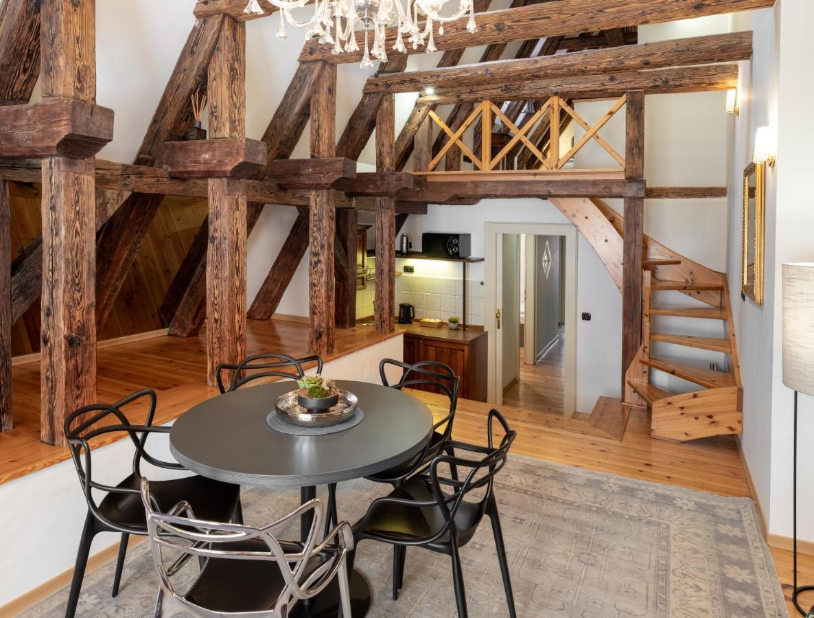 Apartamento Chateau 9 By Adrez Praga