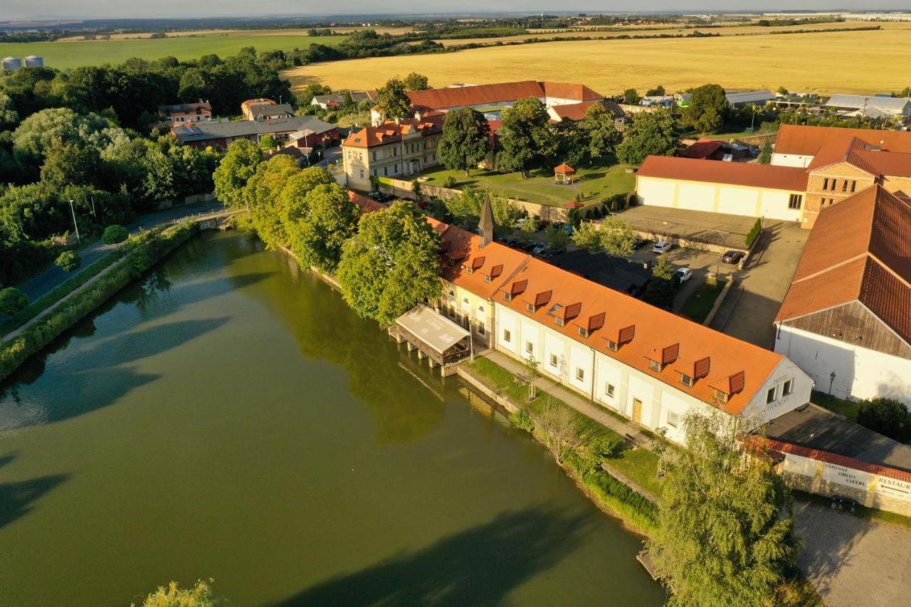 Hotel čertousy 3*