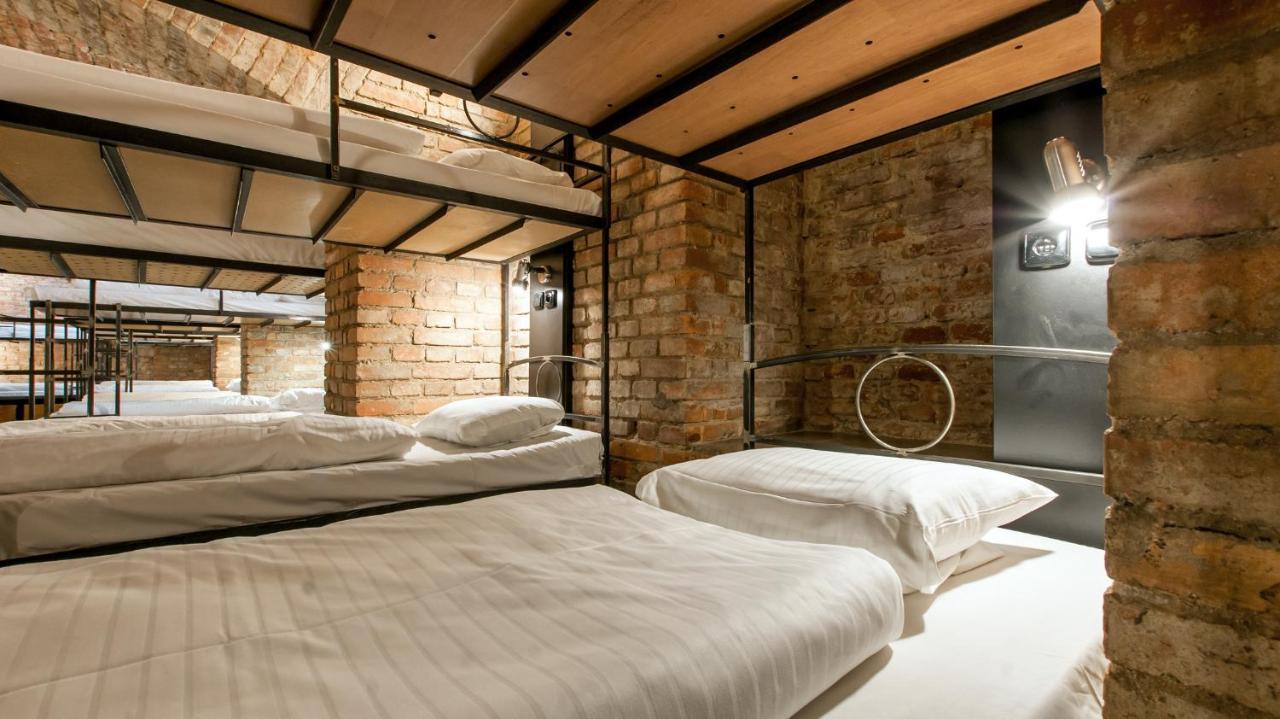 Hostel Czech *