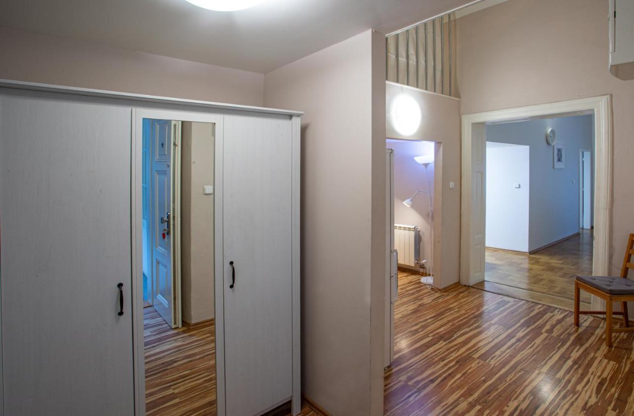 Apartment Michalska Prag