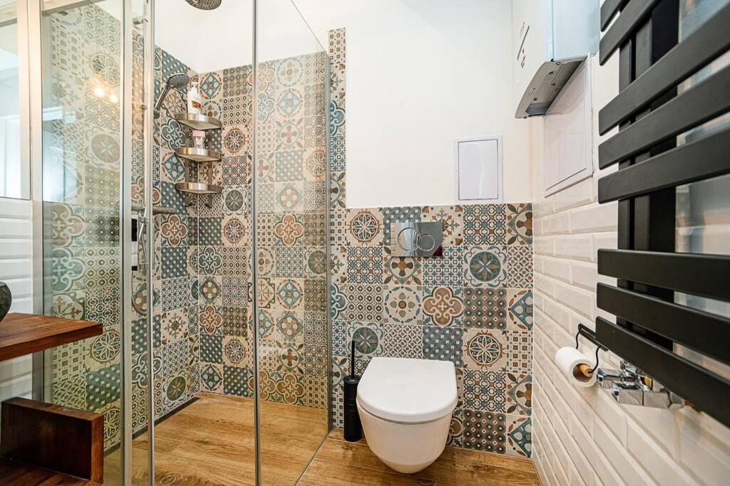 Elegant, Modern, 2-bed Flat By Museum Of Apartment *