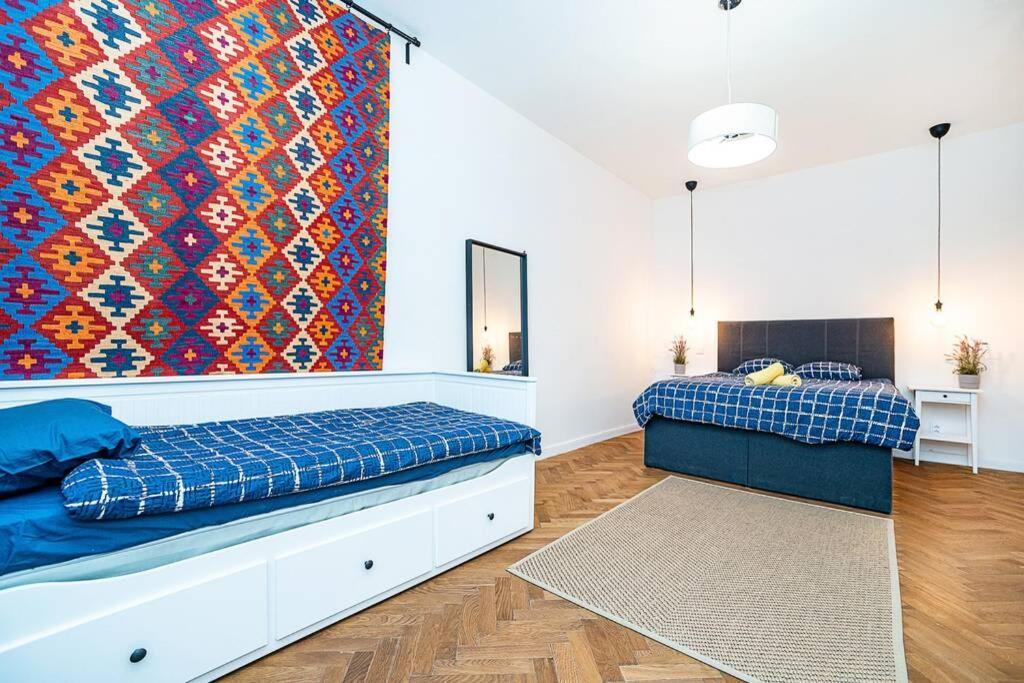 Elegant, Modern, 2-bed Flat By Museum Of Apartment Prague