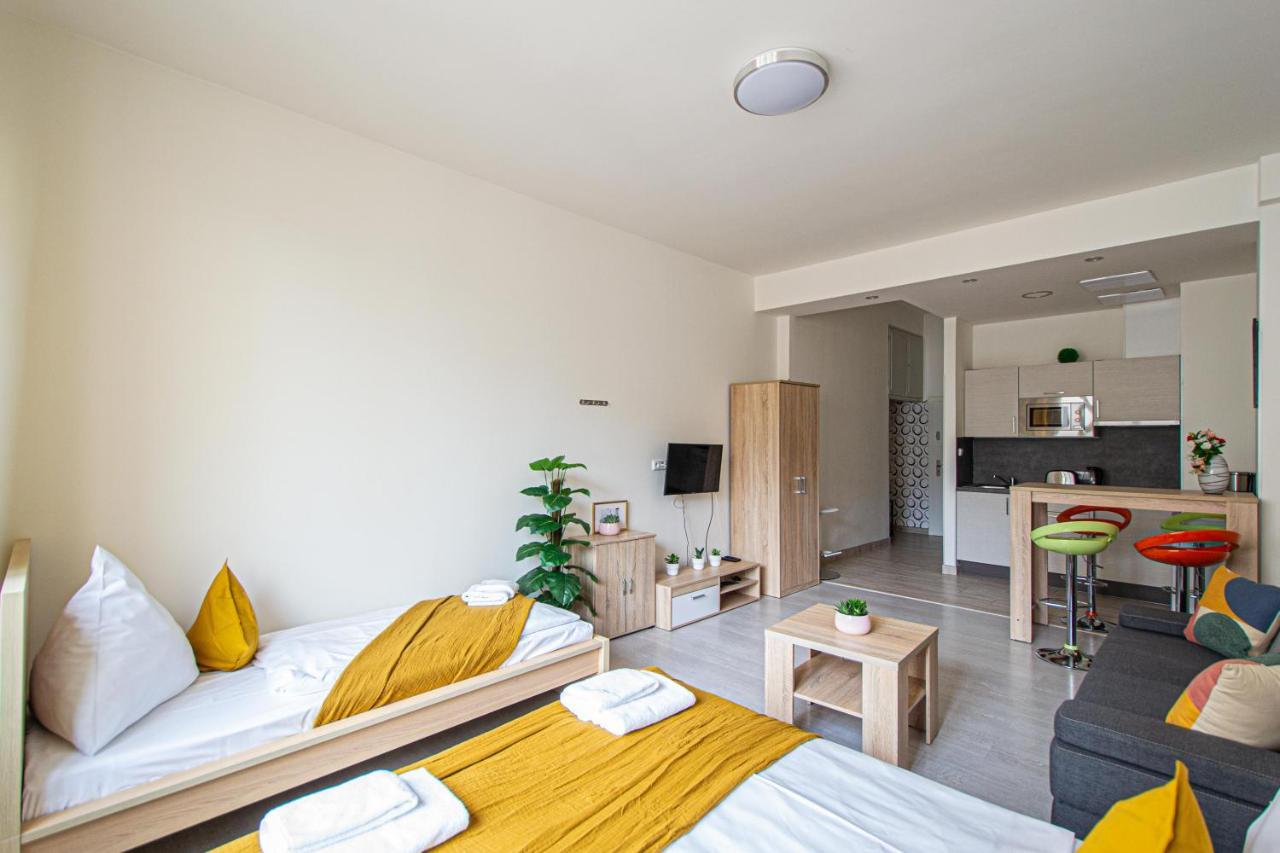Executive Bright Apt. By Ruterra Praga