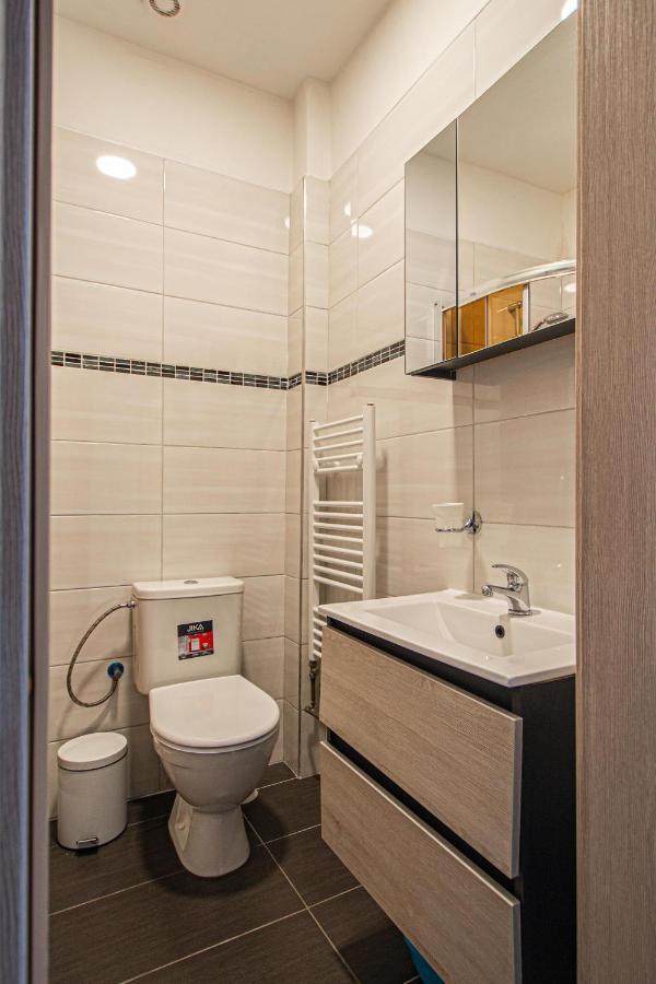 Executive Bright Apt. By Ruterra Apartment *