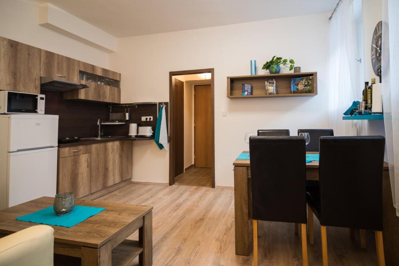 To At Close To Castle With Terrace And Garden Apartment Prague