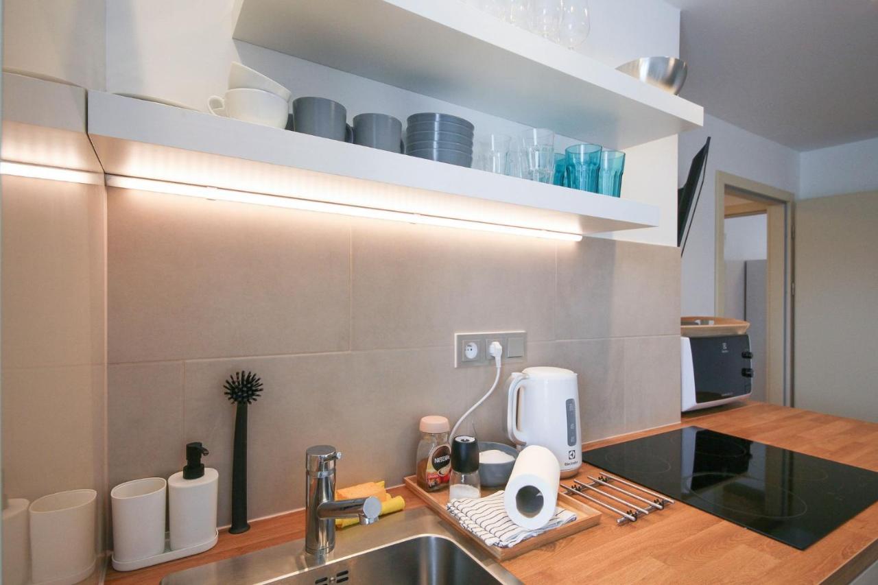 Expat House Ii *