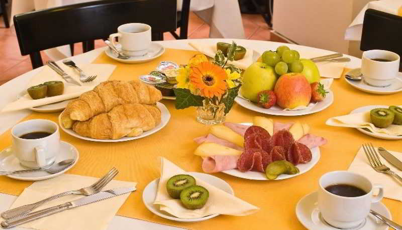 Mala Strana Otel 4*
