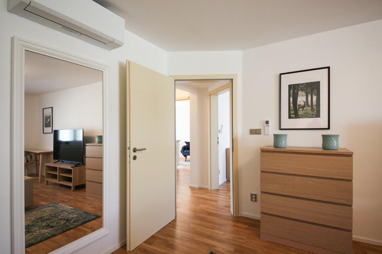 Expat House Ii *