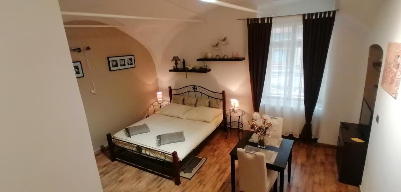 Jakubska 676 Apartamento Praga
