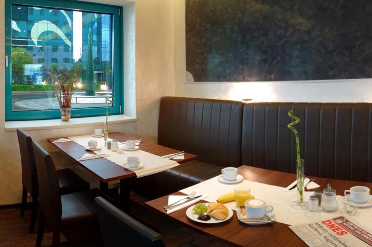 Amedia Express Prague, Trademark Collection By Wyndham Otel 3*