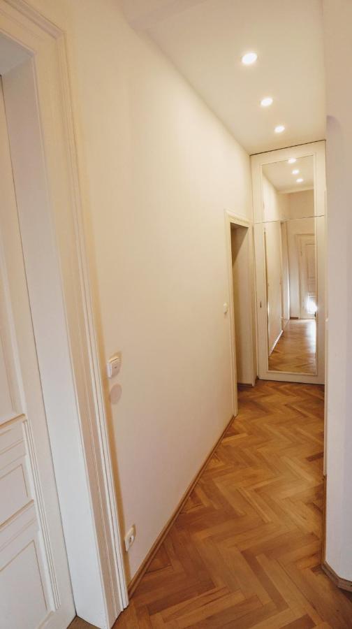 Hospedagem domiciliar & Parking Assistance Praga