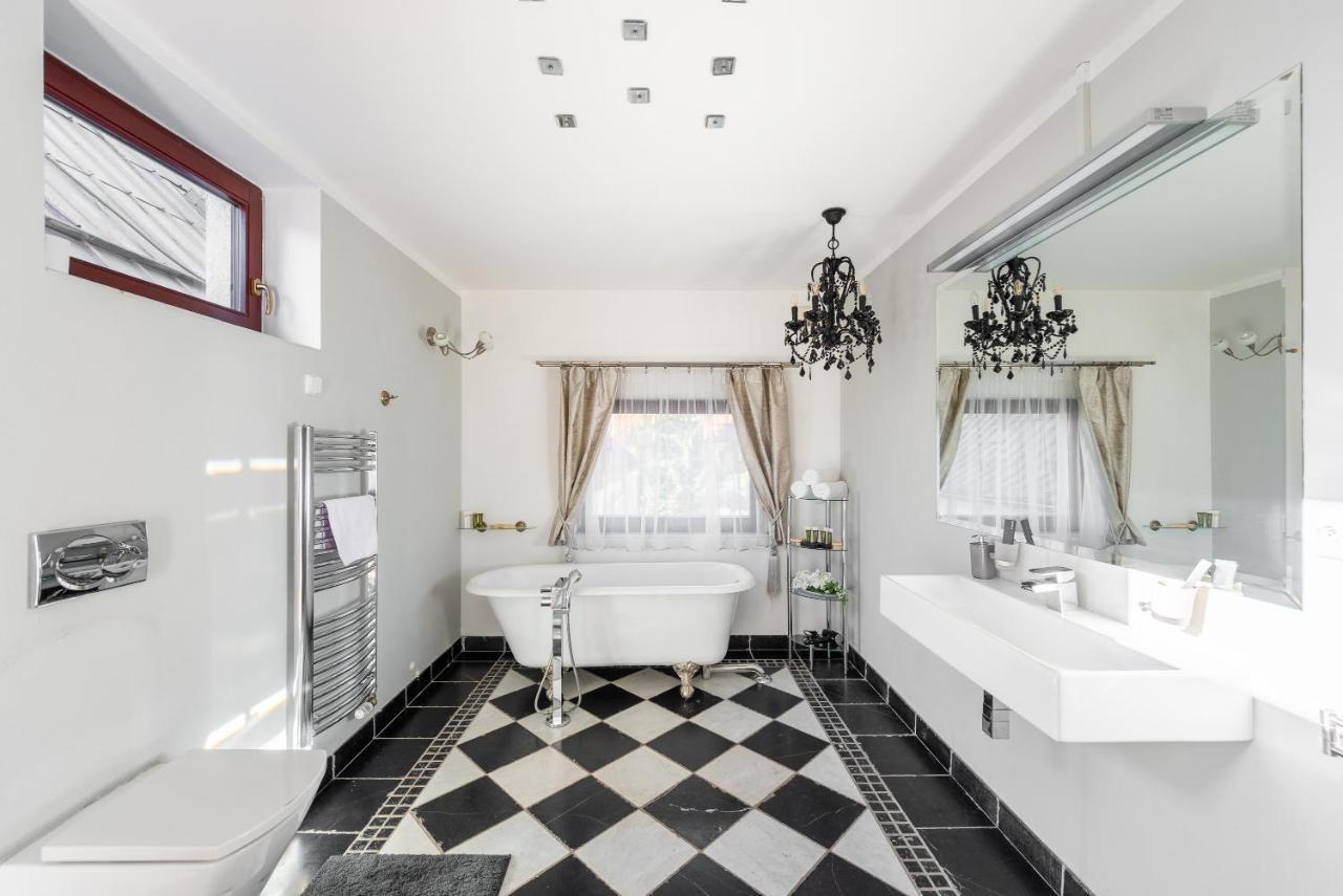Hotel Wellness & Boutique Pod Lipkami 4*