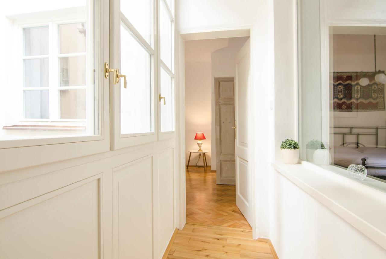 Wishlist Residences - Charles Bridge Karlova Appartement *