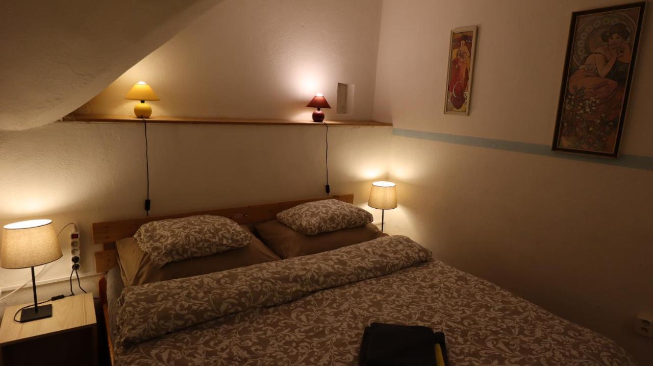 Homestay Old Town & Parking Assistance