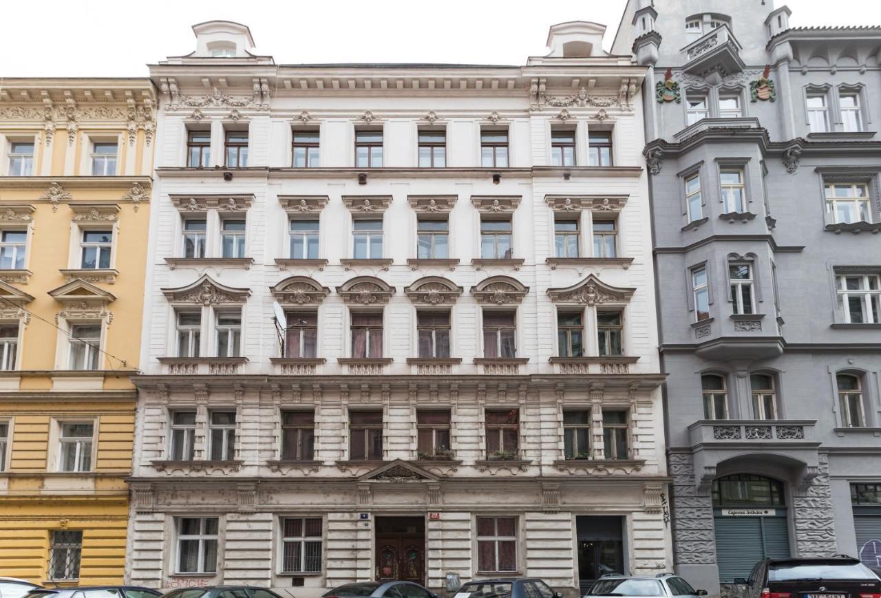 Dream Studio Apartment *