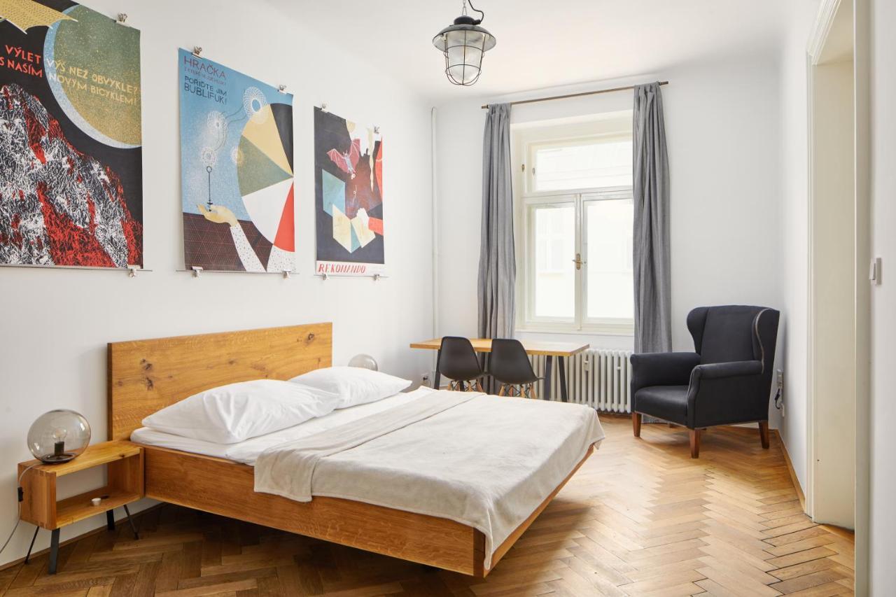 Artsy Flat Near Wenceslas Square By Days Prague