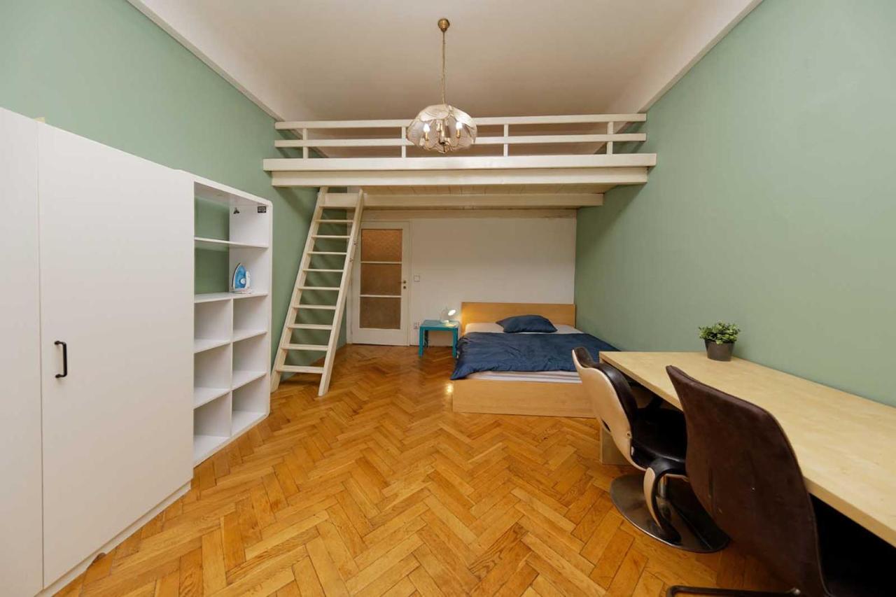 Vorsilska Apartment