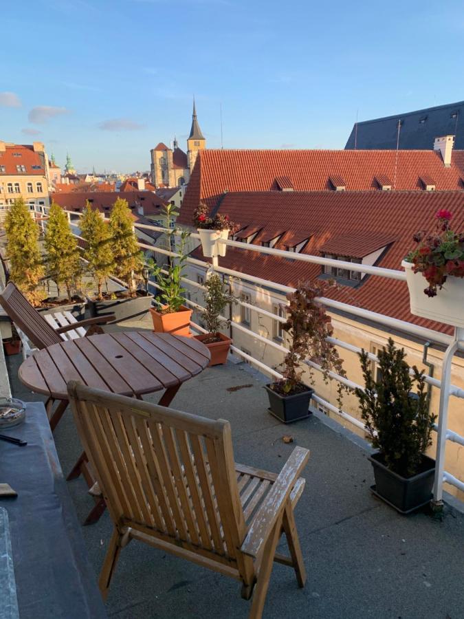 Apartment Anenska By Charles Bridge 1 *