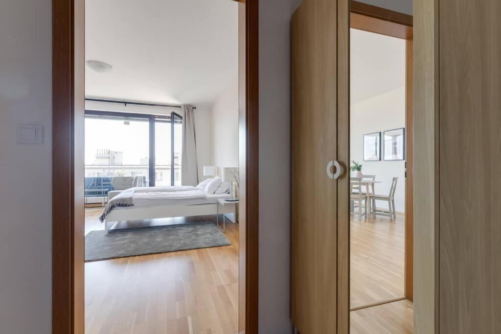 Apartment Jt's Korunni Str.