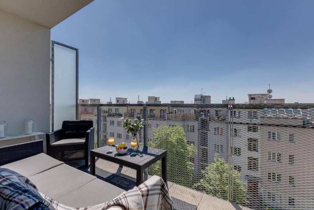 Apartment Jt's Korunni Str.