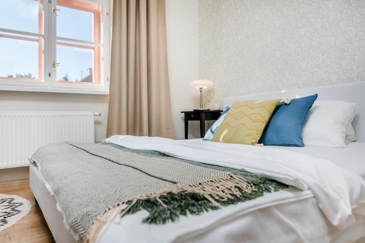 Days - Bright - Fast Wifi - Quiet Area Apartment