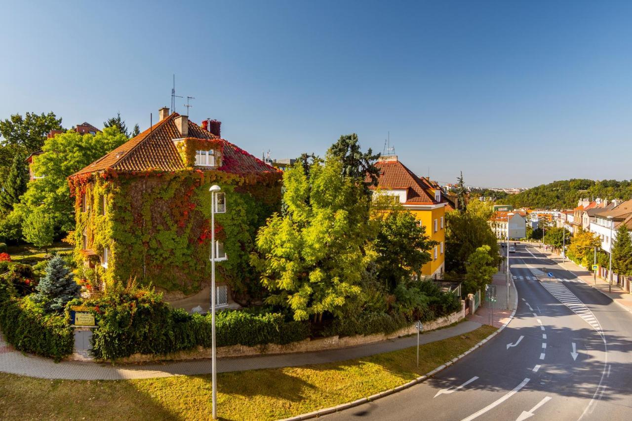 Days - Bright - Fast Wifi - Quiet Area Apartment