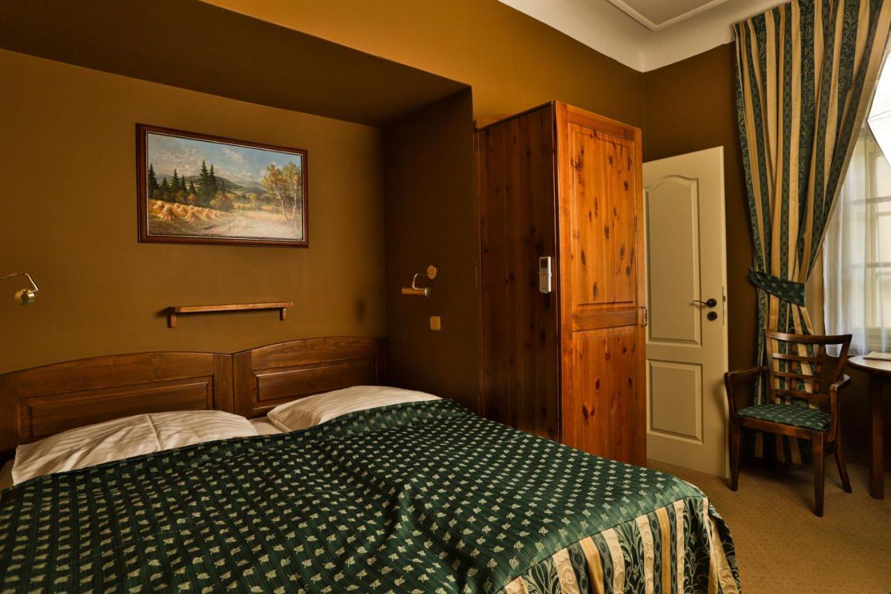 Hotel U Schnellu 3*