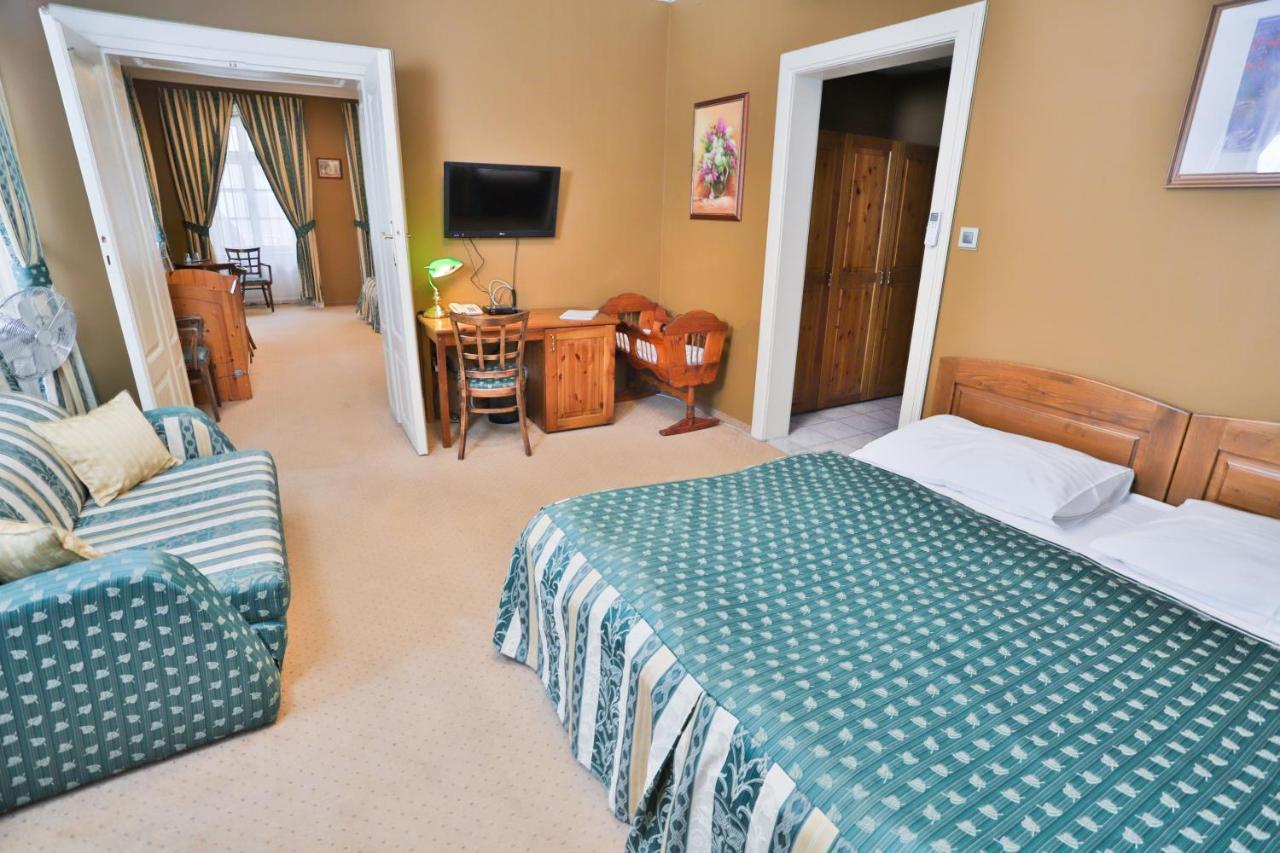 Hotel U Schnellu 3*
