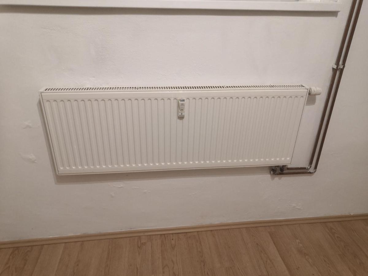 Economy Flat 18 Minutes From Vaclavske Namesti Appartement *