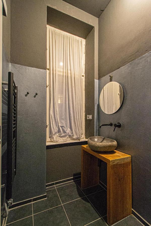 Apartment 4 Bedrooms 130m2 At The Main Square Prague