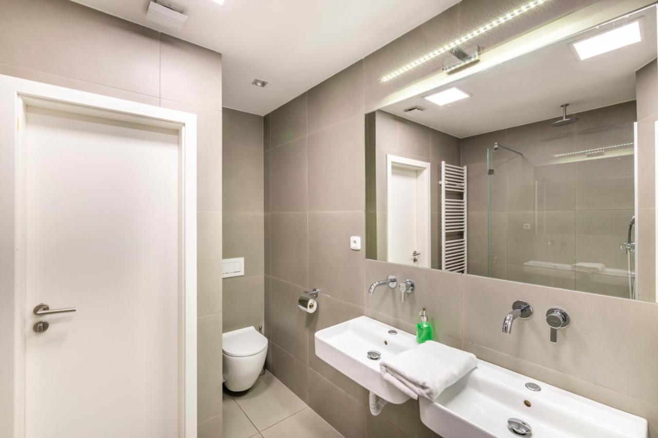 Aparthotel Templova - Old Town