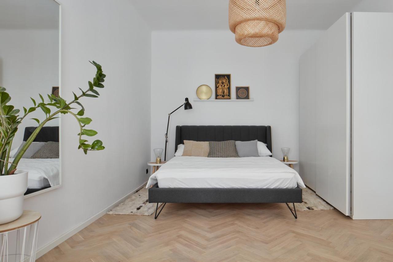 Days - 1bdr - Balcony - Workspace * Praga