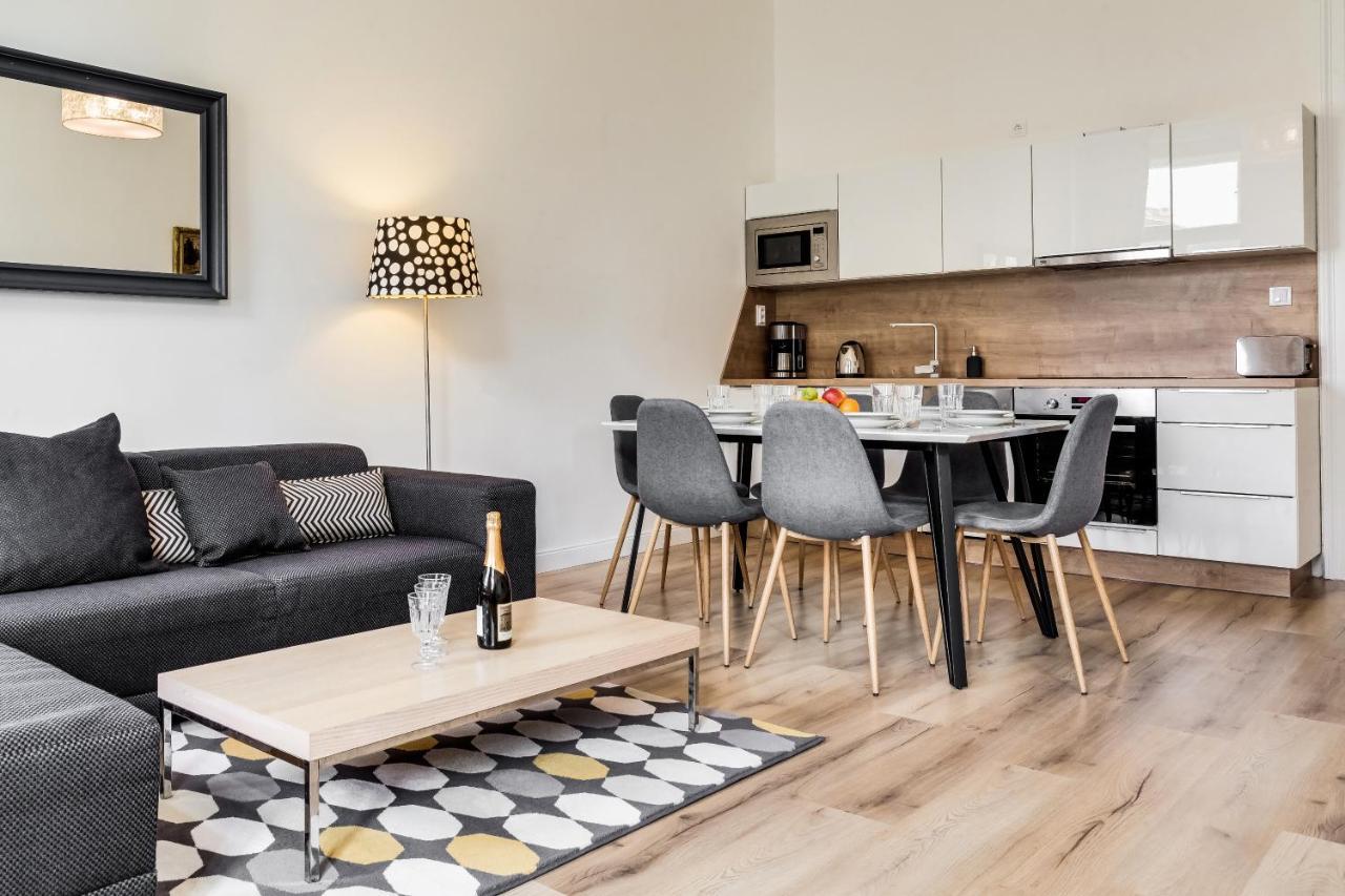 Apartamento Charles Bridge - 3 Bedroom - Old Town