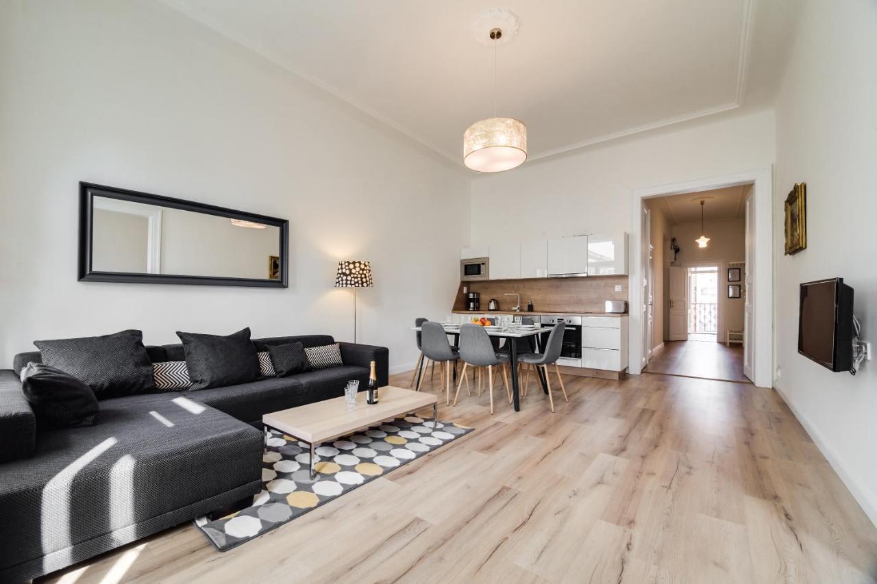 Charles Bridge - 3 Bedroom - Old Town Apartamento