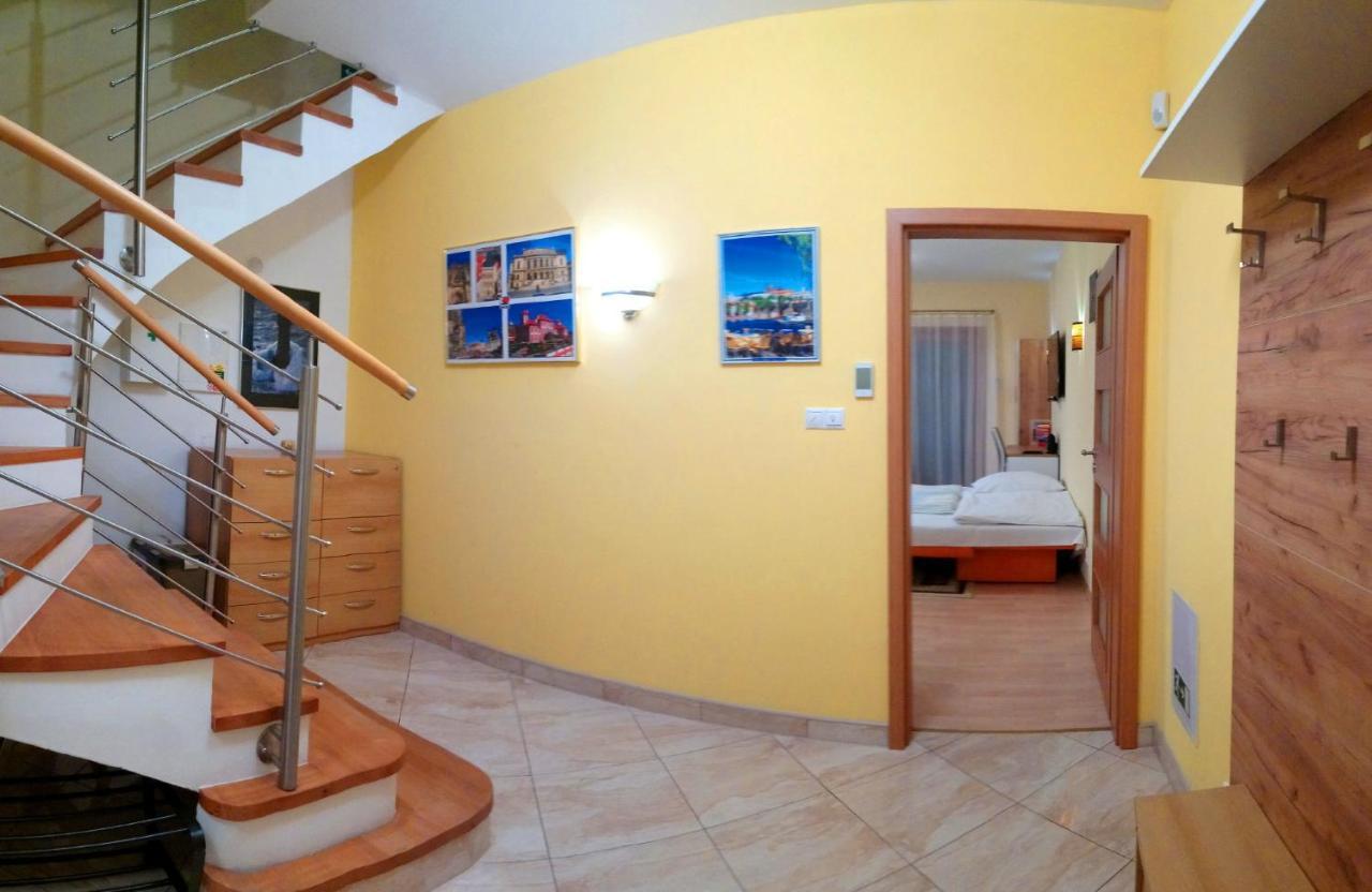 Lovely Apartment, Garden, Parking, Wifi, Netflix Appartement *