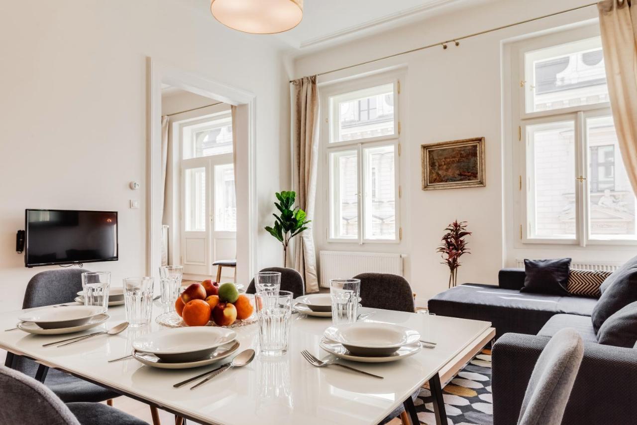 Charles Bridge - 3 Bedroom - Old Town Apartamento Praga