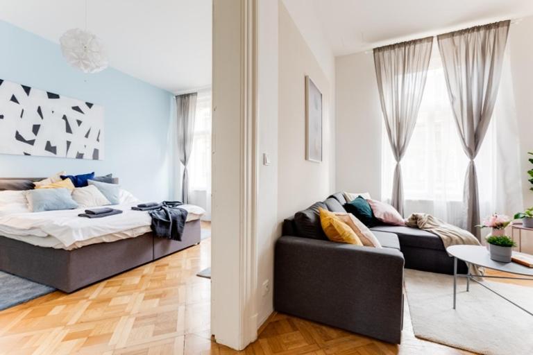 New & Cozy 3bds In Historical Center - S8 Apartment *