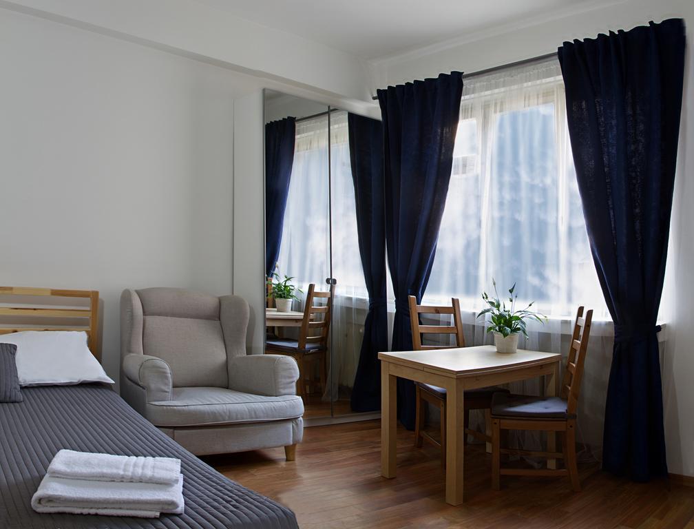 Center Apartment *