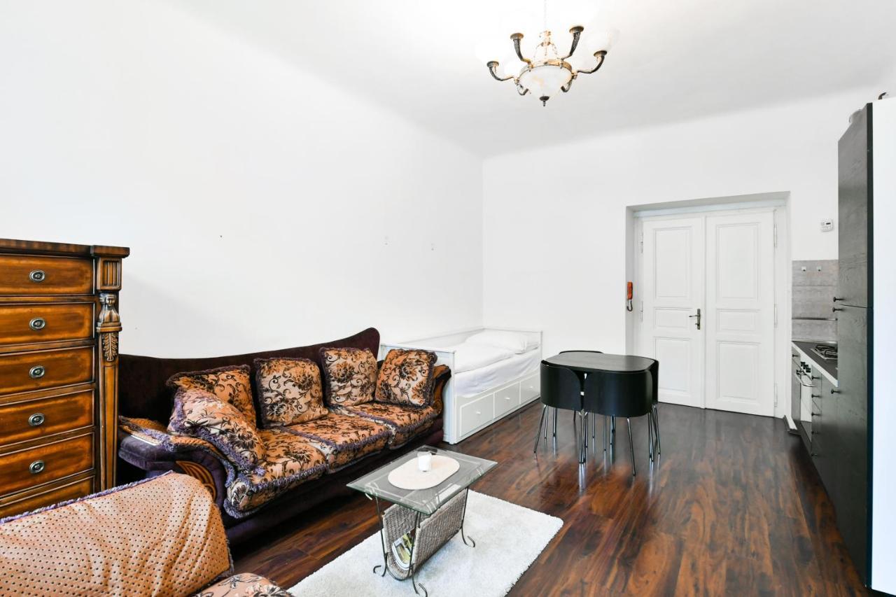 Comfort Central Apartment, 4bdrm, 2bthrm Praga