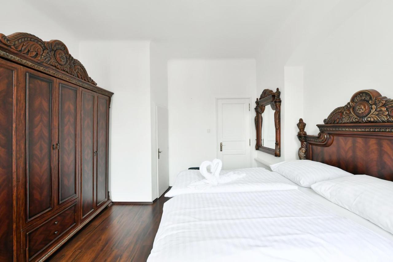 Daire Comfort Central Apartment, 4bdrm, 2bthrm Prag