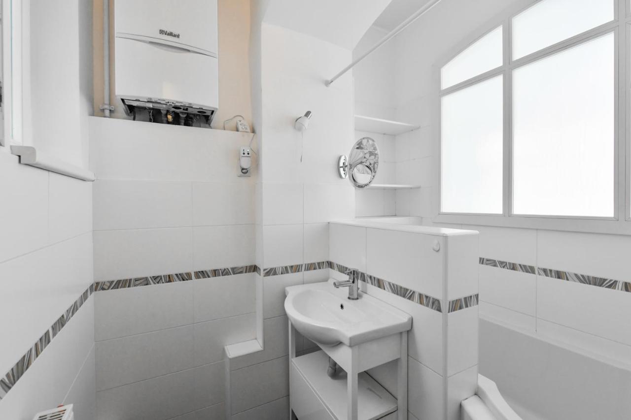 Comfort Central Apartment, 4bdrm, 2bthrm Daire
