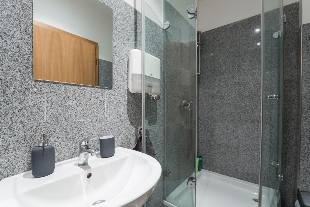 Flat 2 Bedrooms In Historical Center - Klimentska Daire