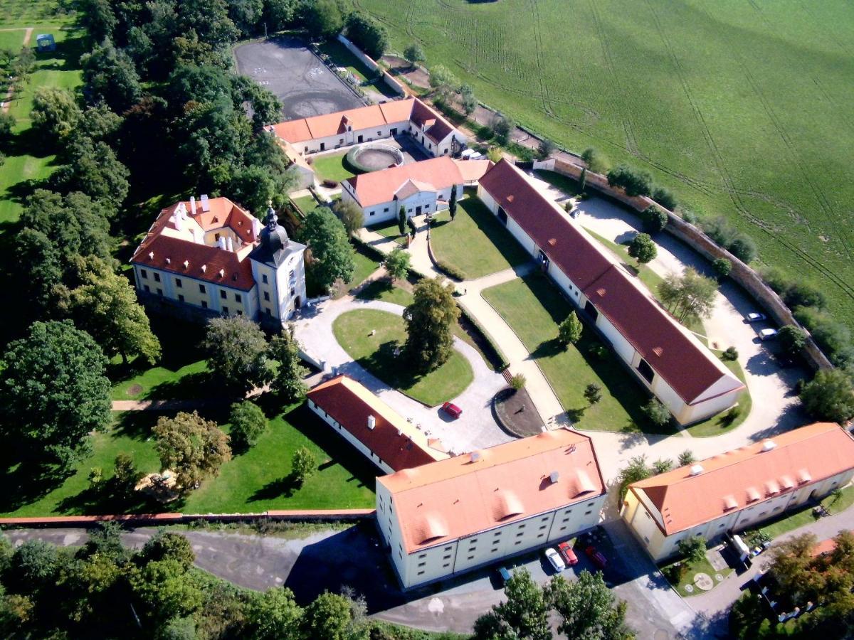 Pytloun Chateau Hotel Ctenice 4*