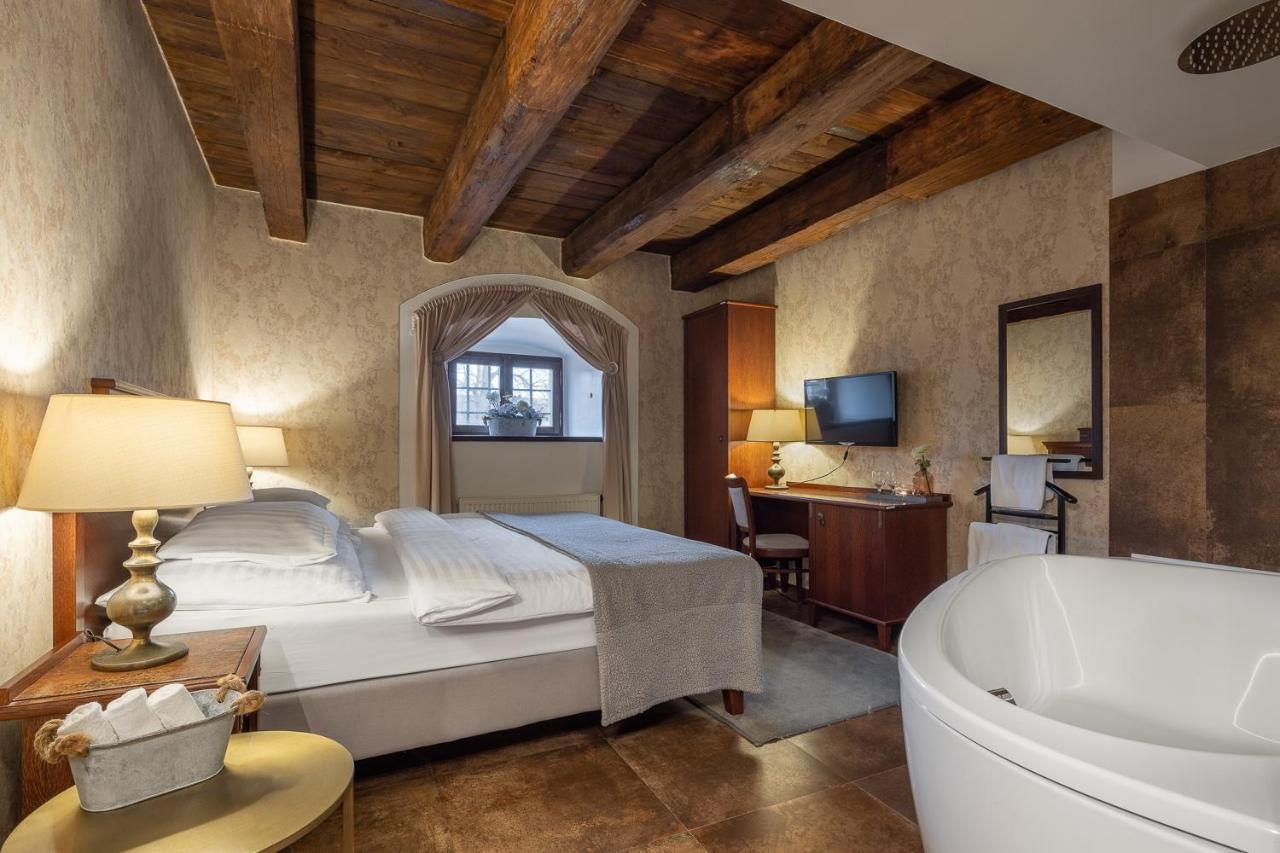 Pytloun Chateau Hotel Ctenice 4*